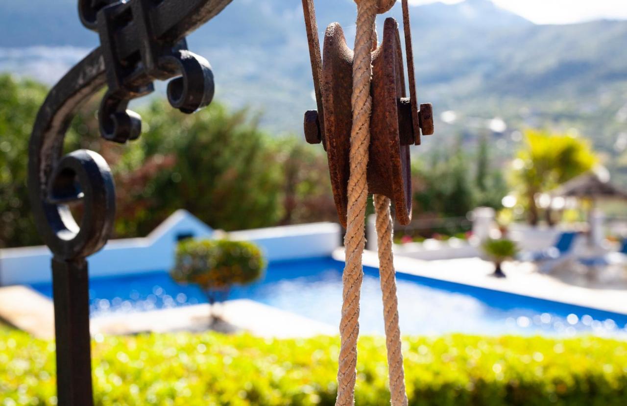 Hotel Cortijo De Salia Алькаусин Экстерьер фото